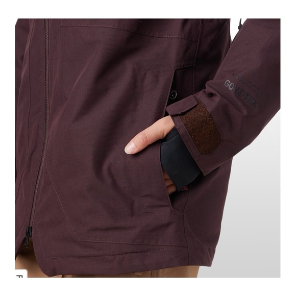NWOT Volcom Iris 3 in 1 Gore Snowboard Ski Jacket in Dark Burgundy  Size Small - Picture 12 of 16